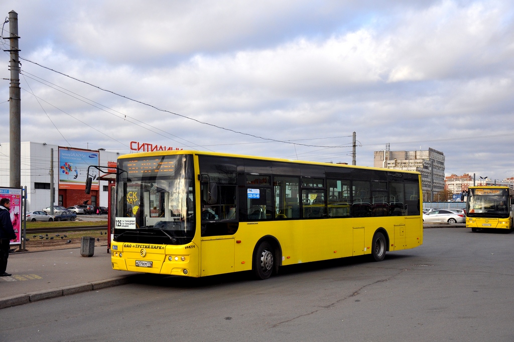 Санкт-Петербург, Golden Dragon XML6125CR № В 274 КМ 178