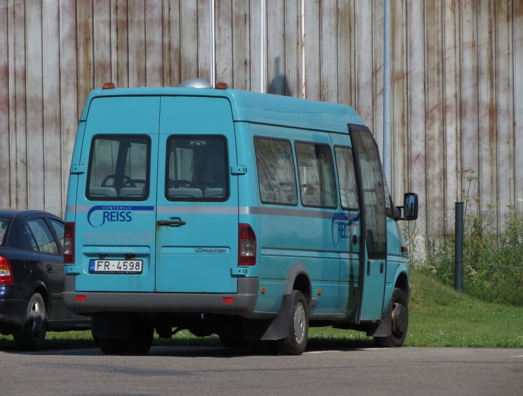 Латвия, Mercedes-Benz Sprinter W904 416CDI № FR-4598