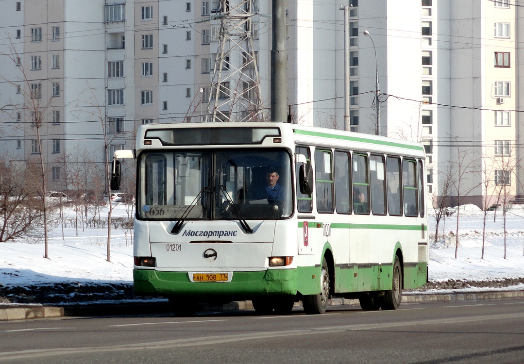 Москва, ЛиАЗ-5256.25 № 01201