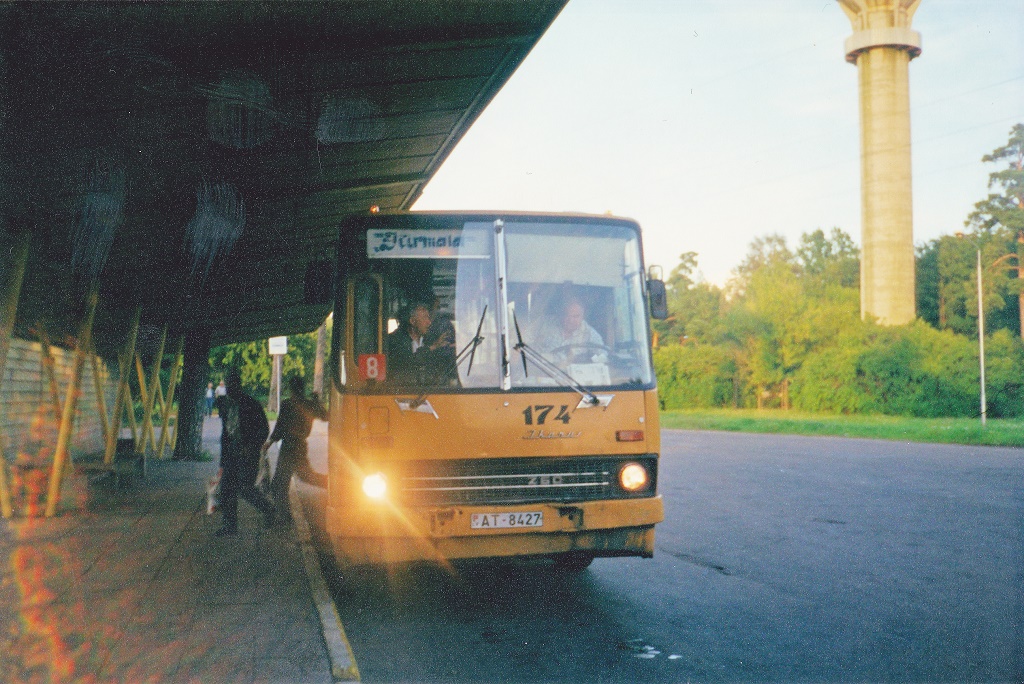 Латвия, Ikarus 260.37 № 174