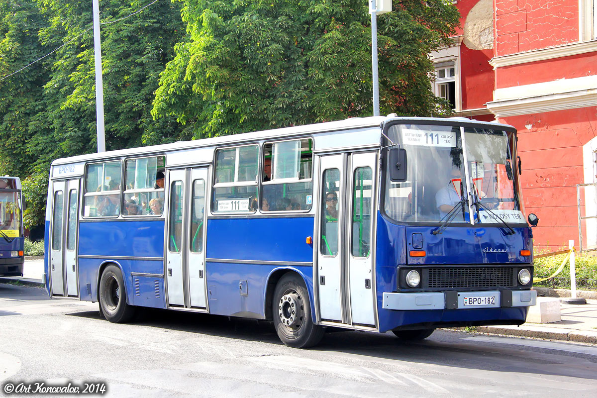 Венгрия, Ikarus 260.46 № 01-82