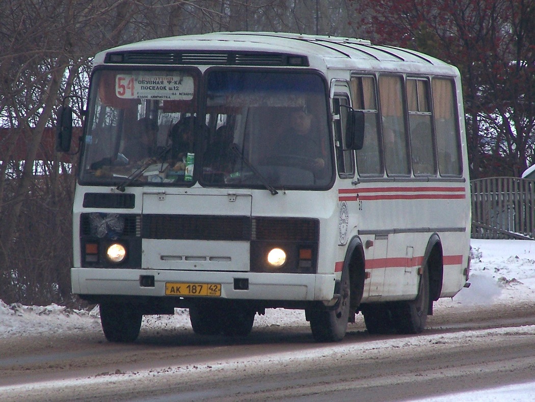 Kemerovo region - Kuzbass, PAZ-3205-110 № 52