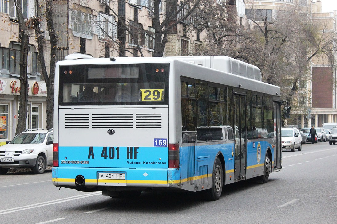 Алматы, Yutong ZK6120HGM № 169