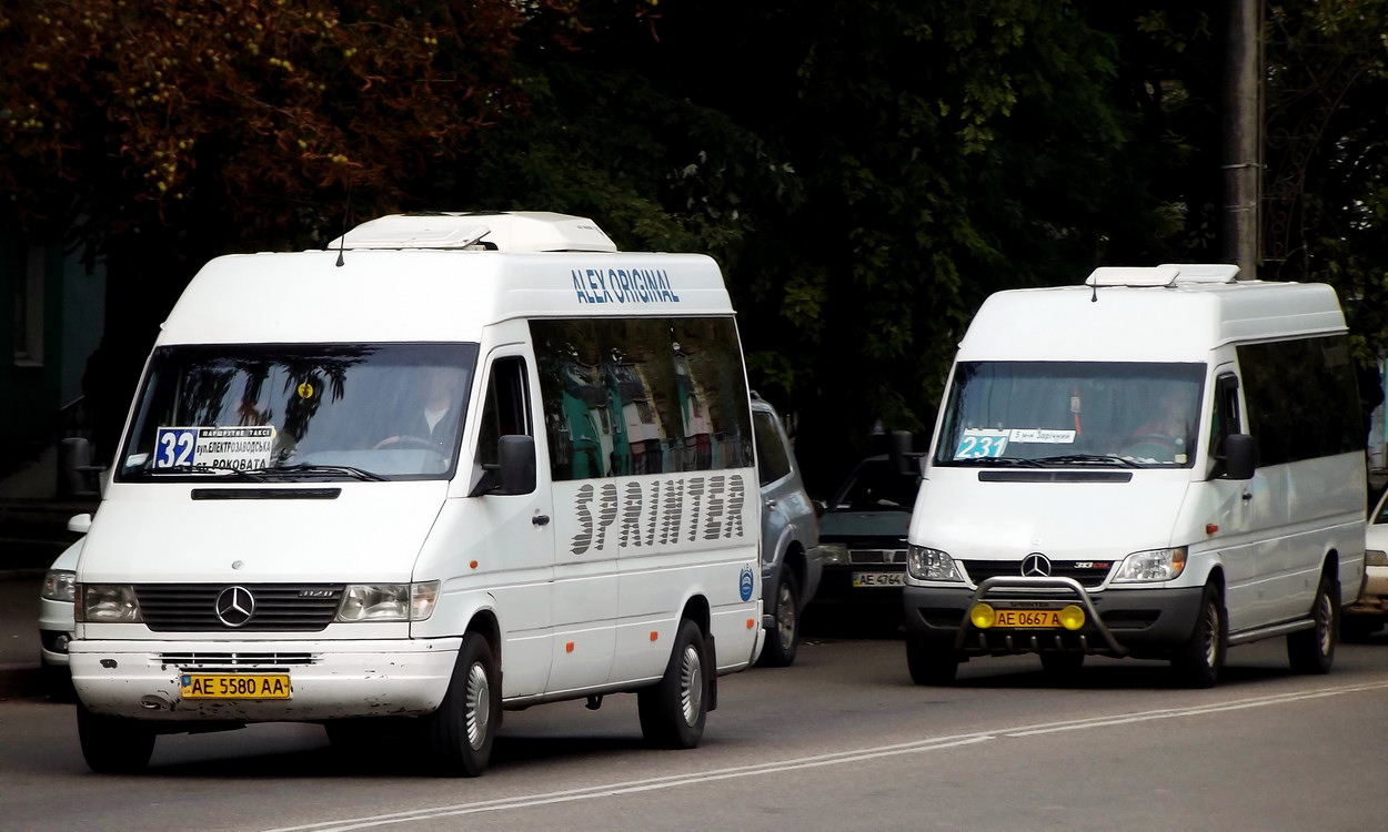 Днепропетровская область, Mercedes-Benz Sprinter W903 312D № AE 5580 AA; Днепропетровская область, Mercedes-Benz Sprinter W903 313CDI № AE 0667 AB