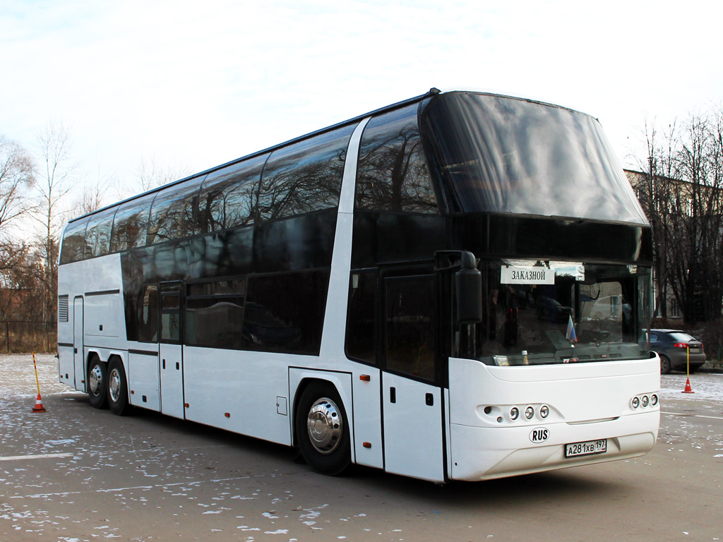 Москва, Neoplan N122/3L Skyliner № А 281 ХВ 197