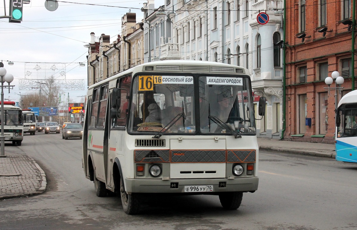 Oblast Tomsk, PAZ-32054 Nr. Е 996 УУ 70