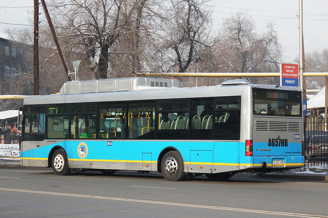 Алматы, Yutong ZK6120HGM № 004