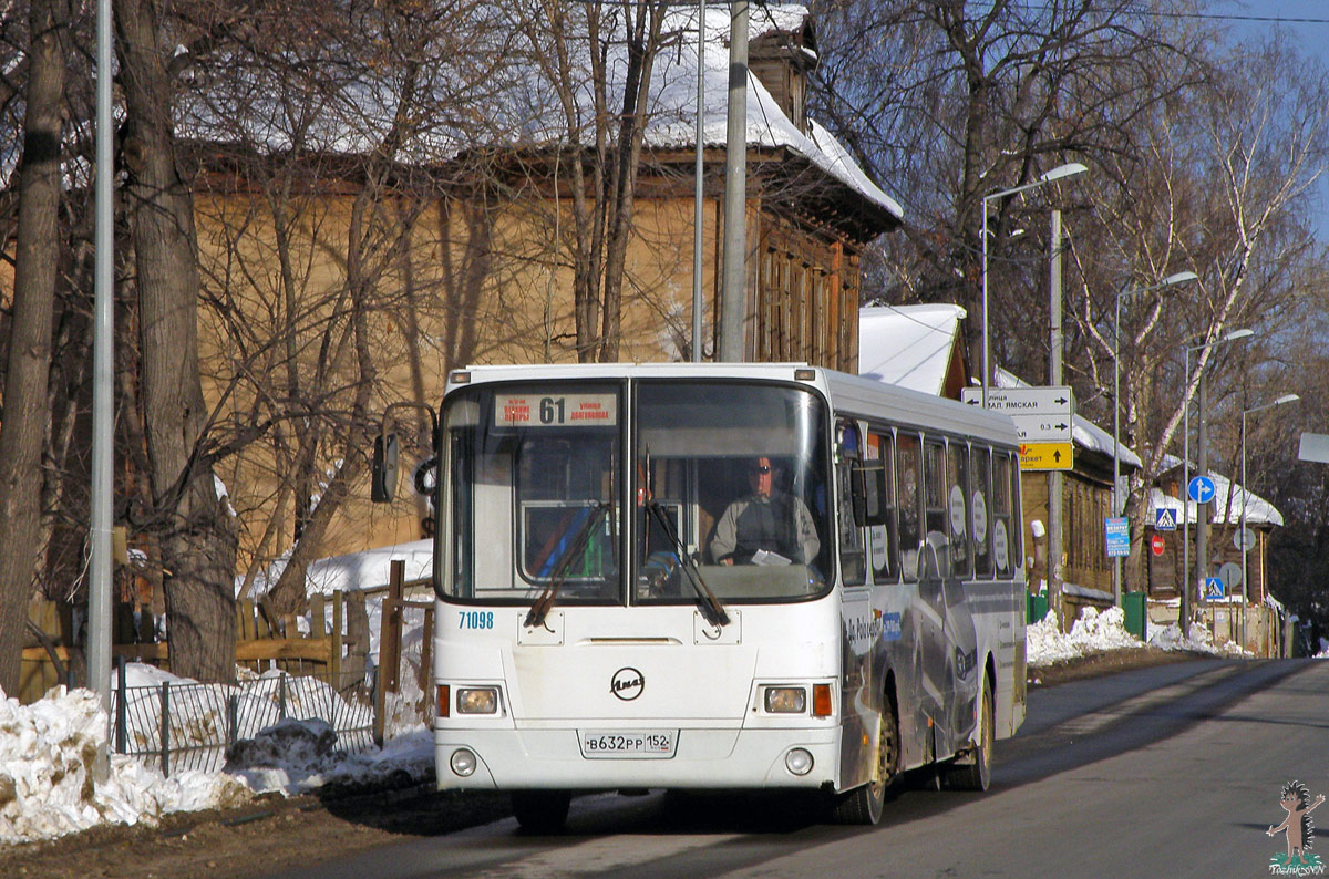 Нижегородская область, ЛиАЗ-5256.26 № 71098