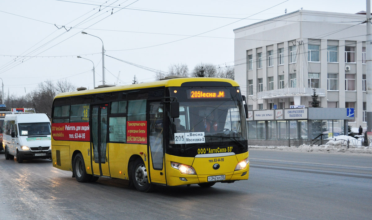 Омская область, Yutong ZK6852HG № 2024