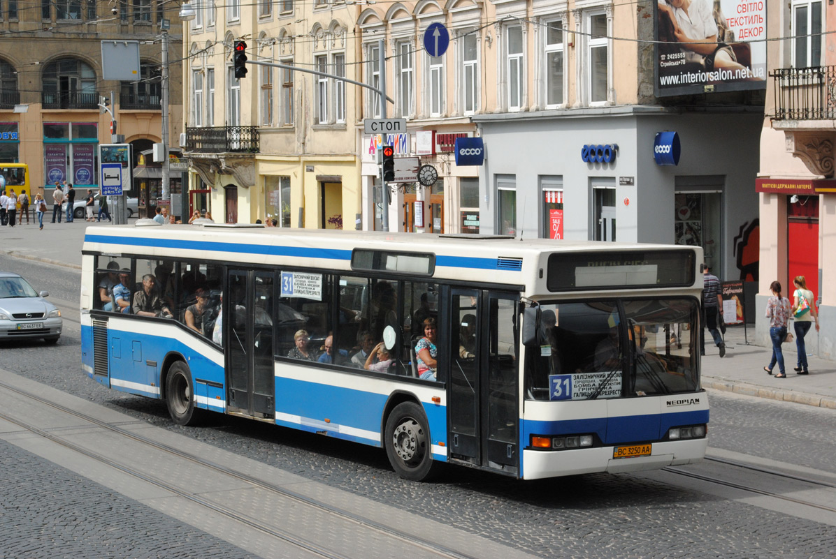 Львовская область, Neoplan N4016NF № BC 3250 AA