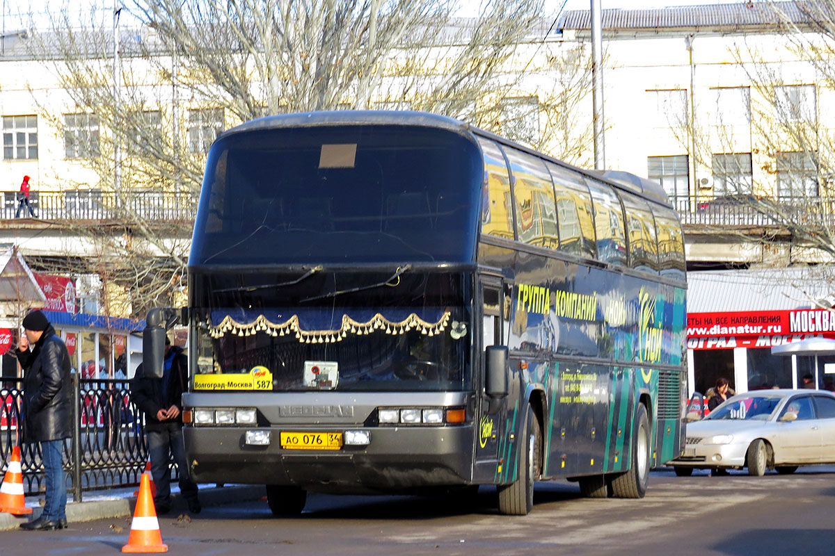 Волгоградская область, Neoplan N117 Spaceliner № АО 076 34 — Фото —  Автобусный транспорт