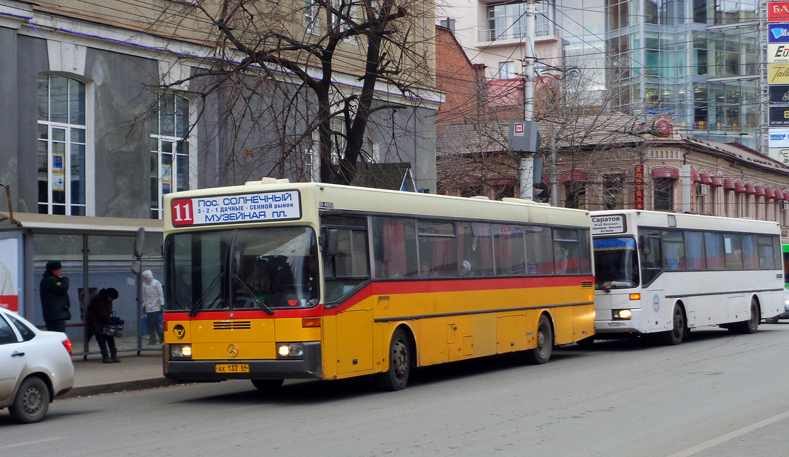 Саратовская область, Mercedes-Benz O405 № АХ 133 64