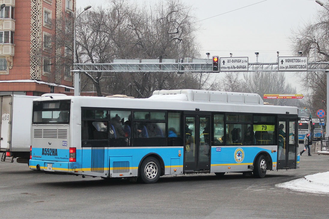 Алматы, Yutong ZK6120HGM № 032