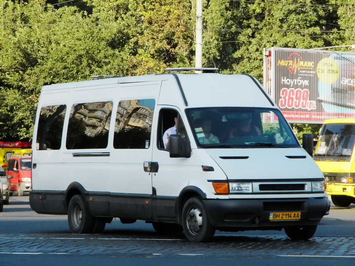 Одесская область, IVECO Daily 35C13 № BH 2114 AA