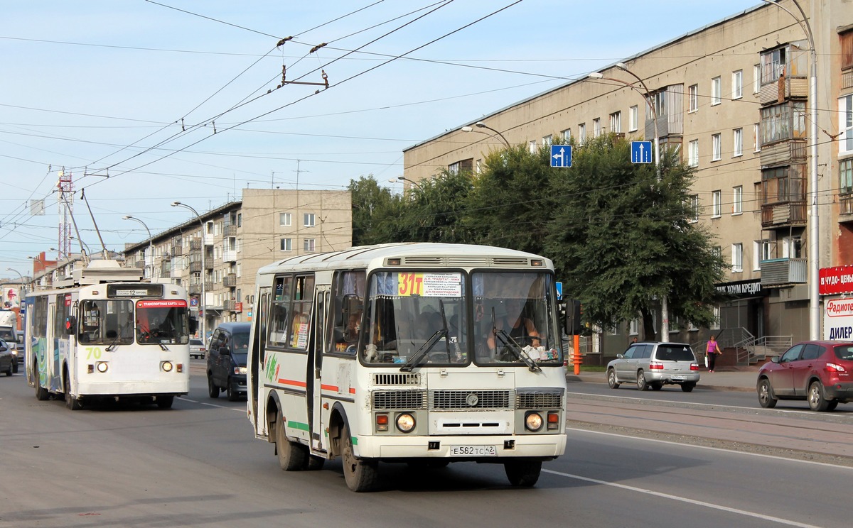 Кемеровская область - Кузбасс, ПАЗ-32054 № Е 582 ТС 42