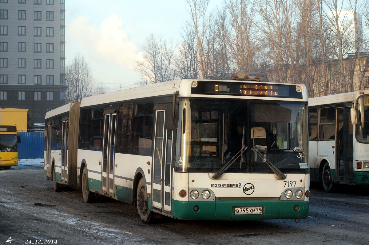 Санкт-Петербург, ЛиАЗ-6213.20 № 7197