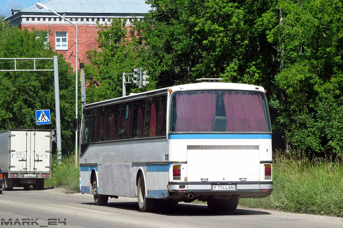 Восточно-Казахстанская область, Setra S215UL № F 774 LAN