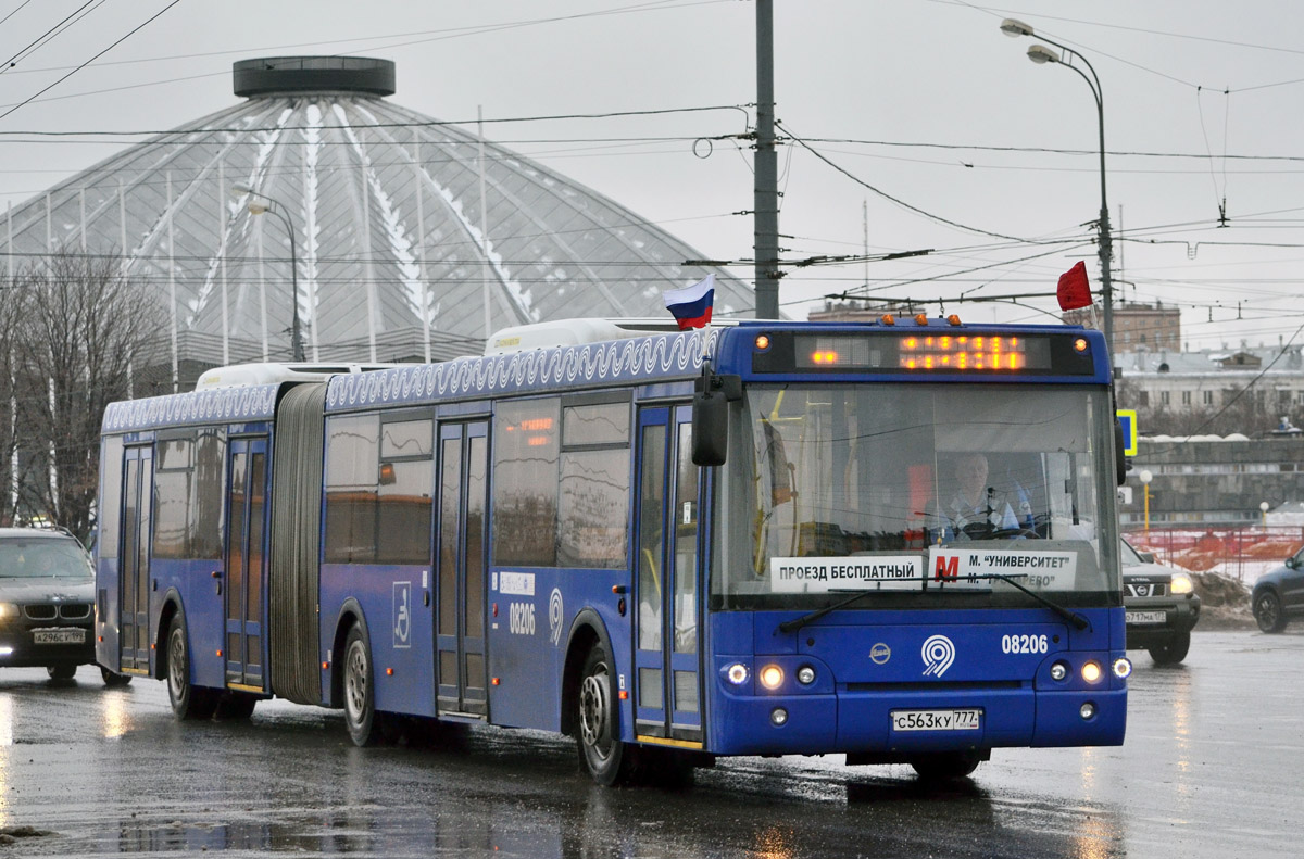 Москва, ЛиАЗ-6213.22 № 08206