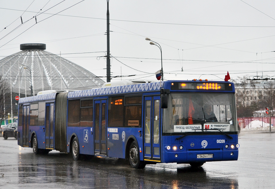 Москва, ЛиАЗ-6213.22 № 08209