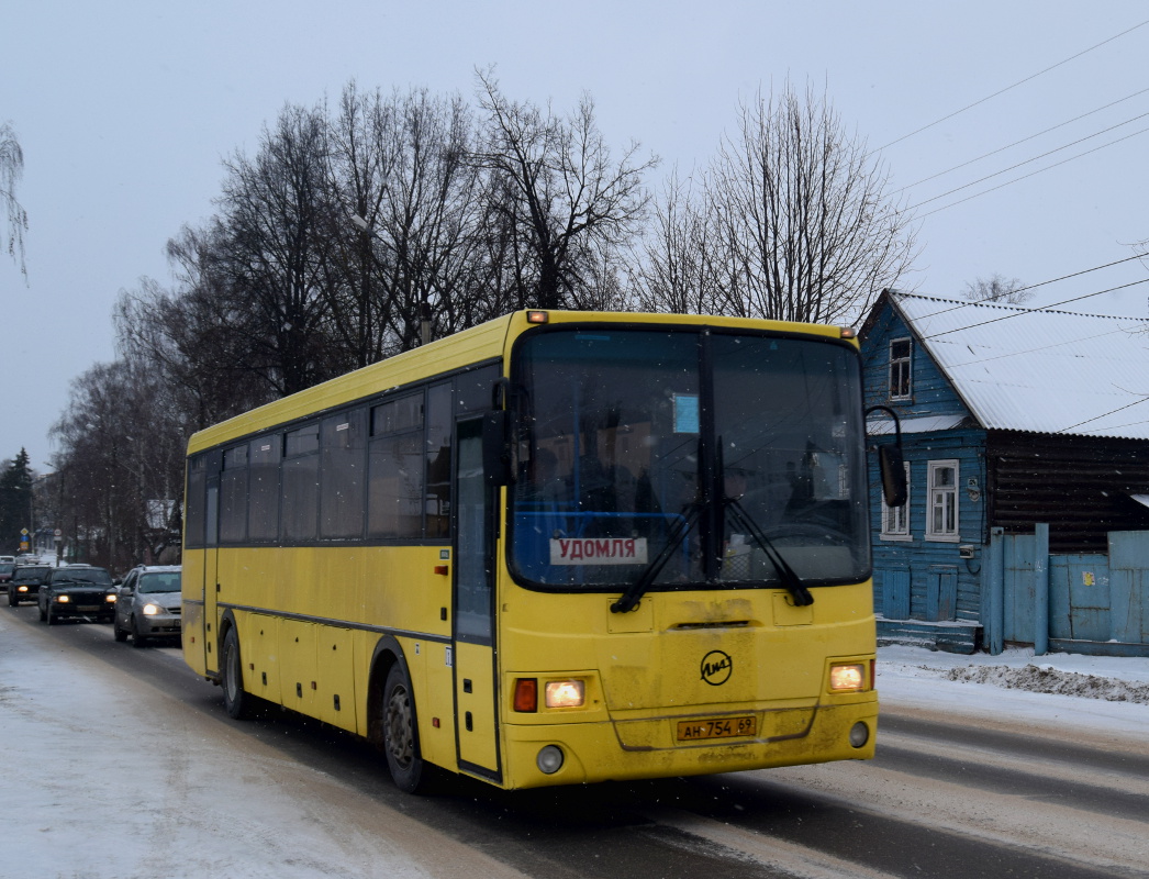 Тверская область, ЛиАЗ-5256.34 (ГолАЗ) № АН 754 69