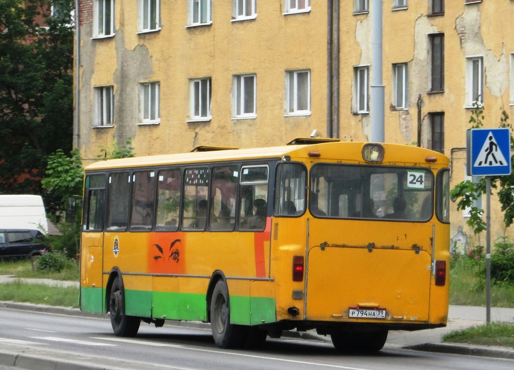 Kaliningrad region, Mercedes-Benz O305 Nr. Р 794 НА 39