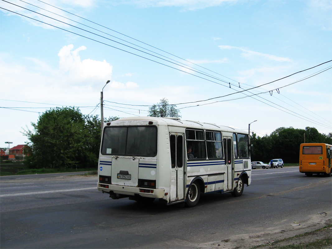 Obwód charkowski, PAZ-32054 Nr AX 0962 AO
