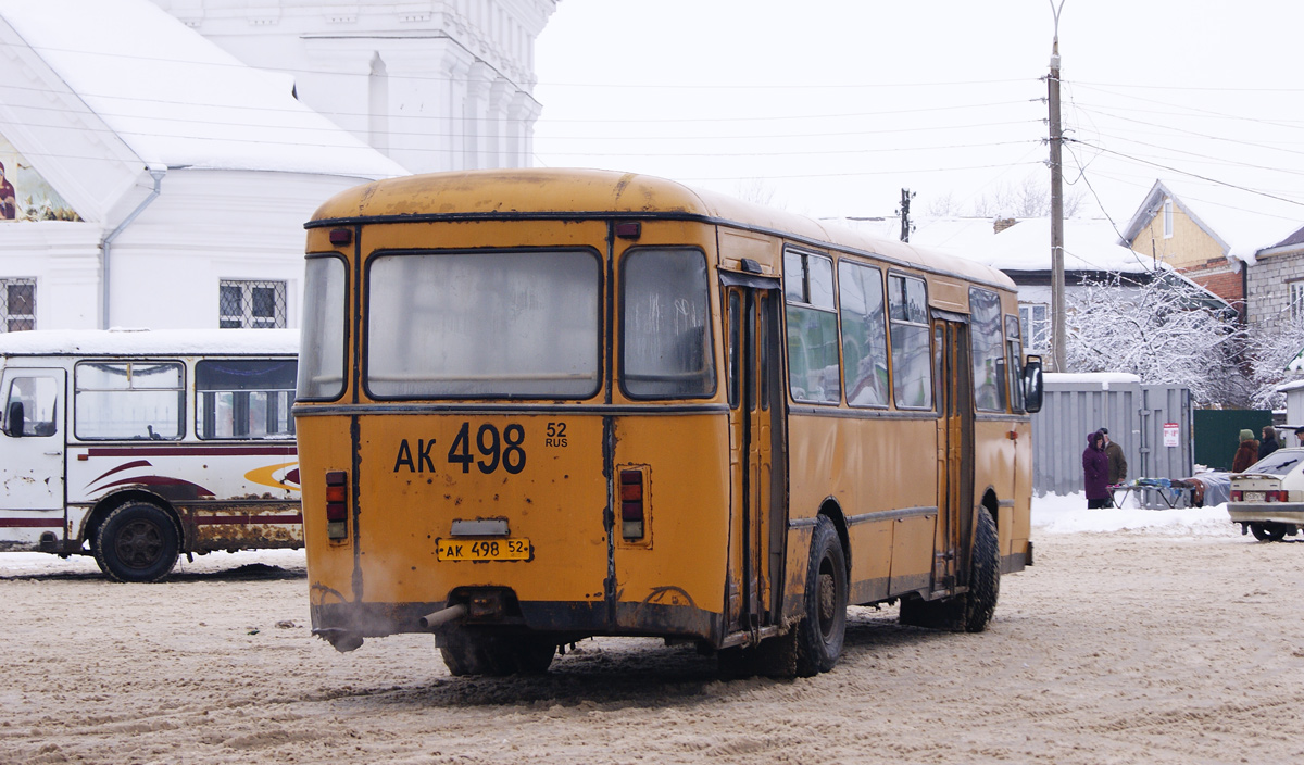 Nizhegorodskaya region, LiAZ-677M № АК 498 52