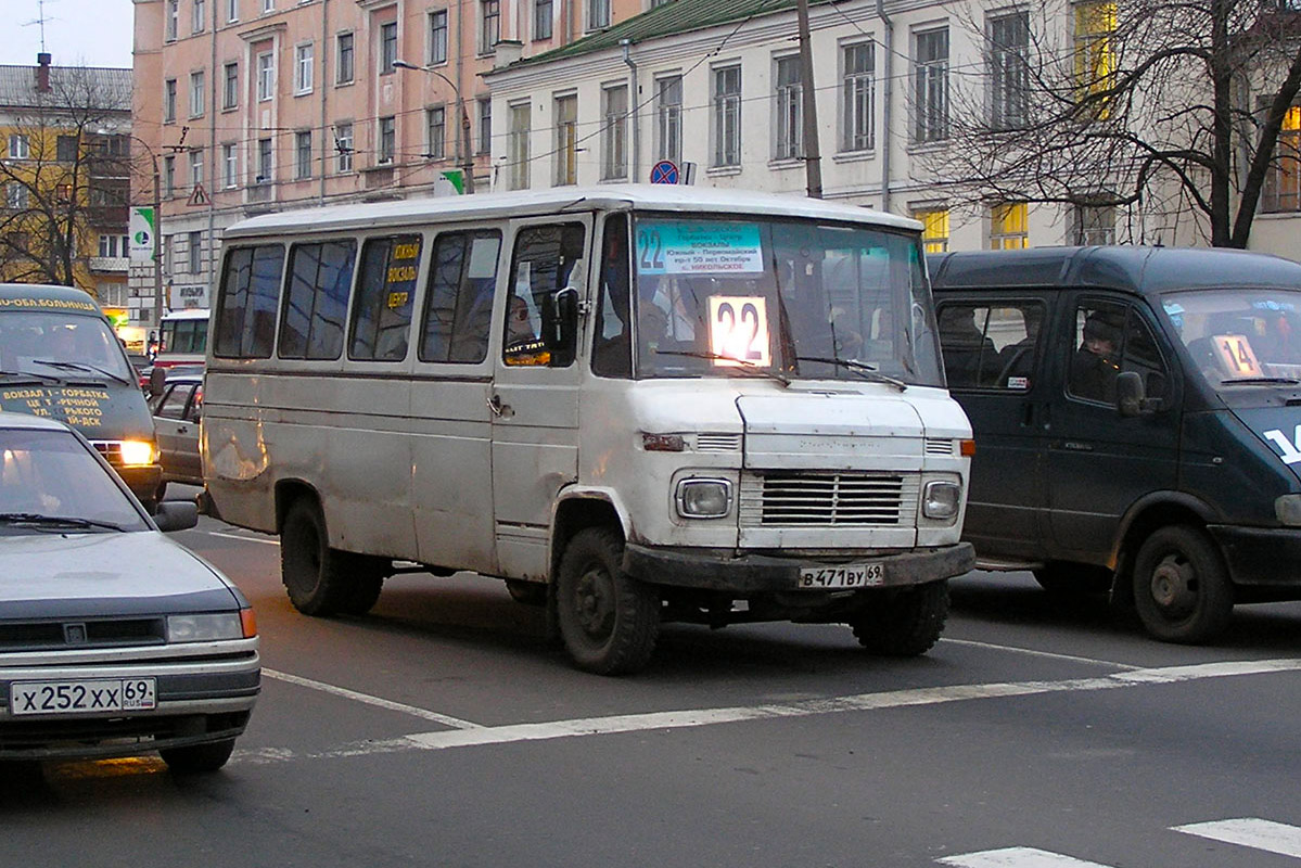 Tverská oblast, Iran Khodro (Mercedes-Benz O309D) č. В 471 ВУ 69; Tverská oblast — Route cabs of Tver (2000 — 2009).