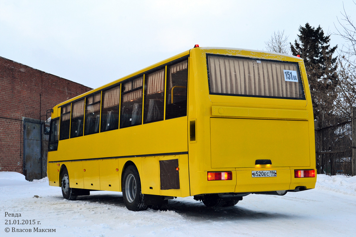 Свердловская область, КАвЗ-4238-41 № В 520 ЕС 196