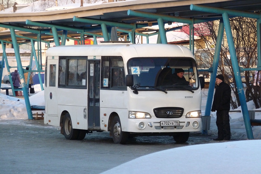 Свердловская область, Hyundai County SWB C08 (ТагАЗ) № А 702 УВ 196