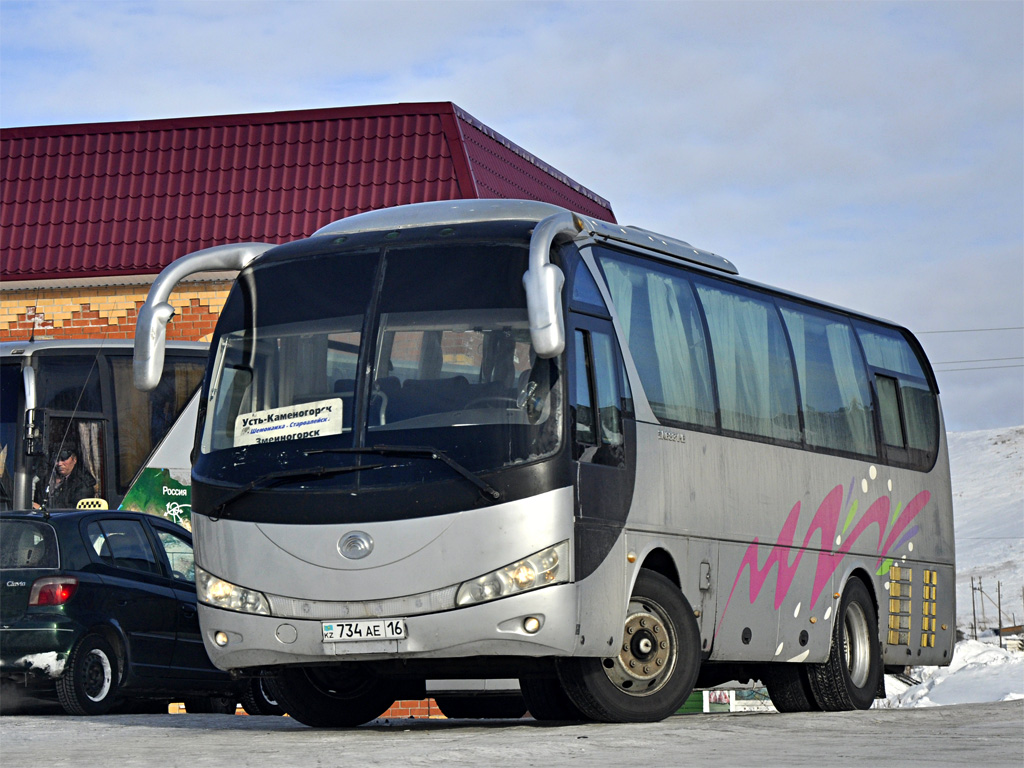 Автовокзал барнаул усть каменогорск. Неоплан 2216 SHD. Автобус Higer 35 мест. Хайгер автобус серебристый. Neoplan n2216shd Tourliner Самара Пермь место сиденье.