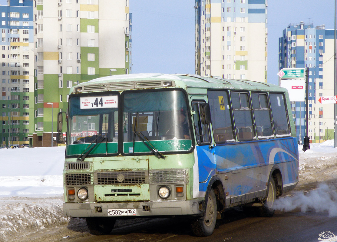 Нижегородская область, ПАЗ-32054 № Е 582 РР 152