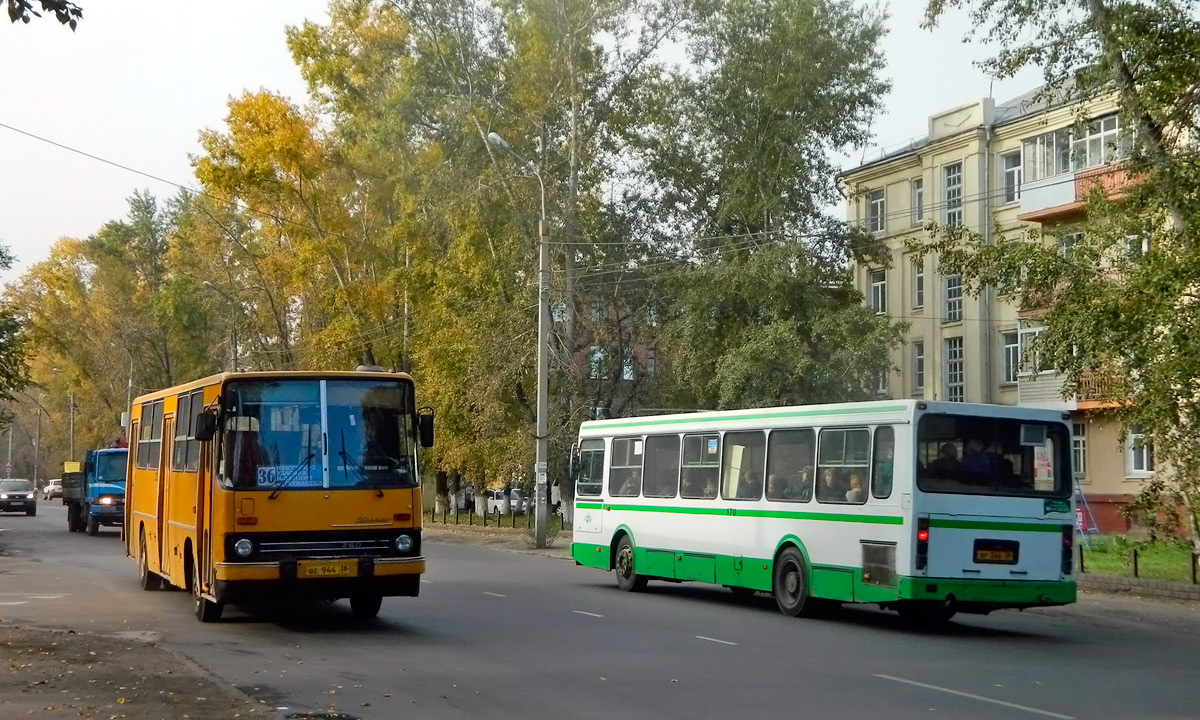 Иркутская область, Ikarus 260.50 № 223; Иркутская область, ЛиАЗ-5256.40 №  170; Иркутская область — Разные фотографии — Фото — Автобусный транспорт