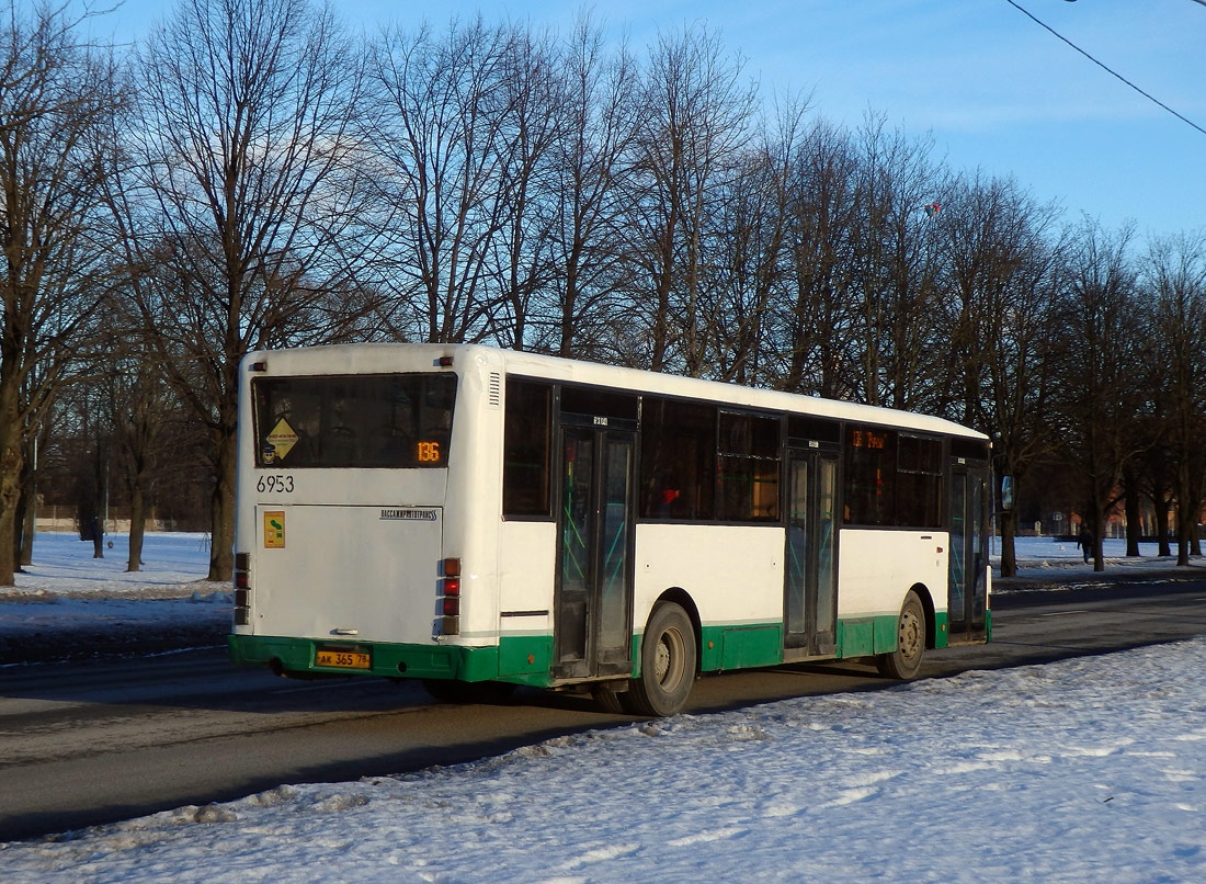 Санкт-Петербург, Волжанин-5270-10-05 № 6953