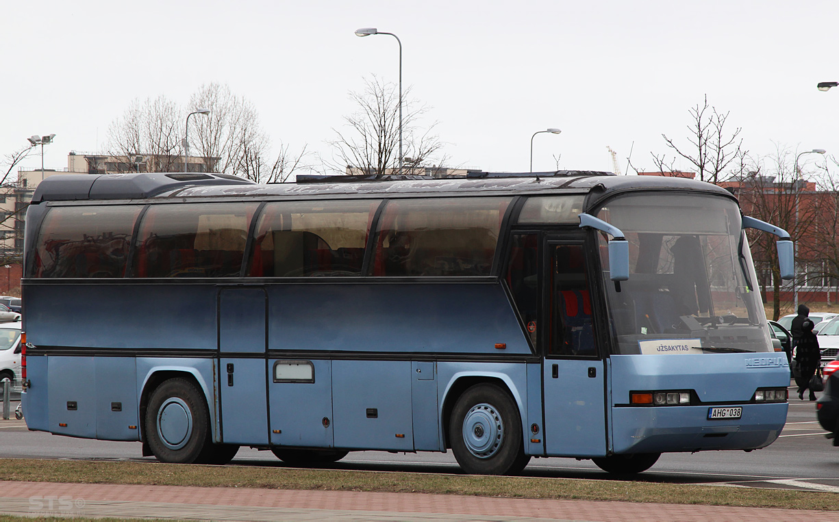 Литва, Neoplan N212H Jetliner № AHG 038