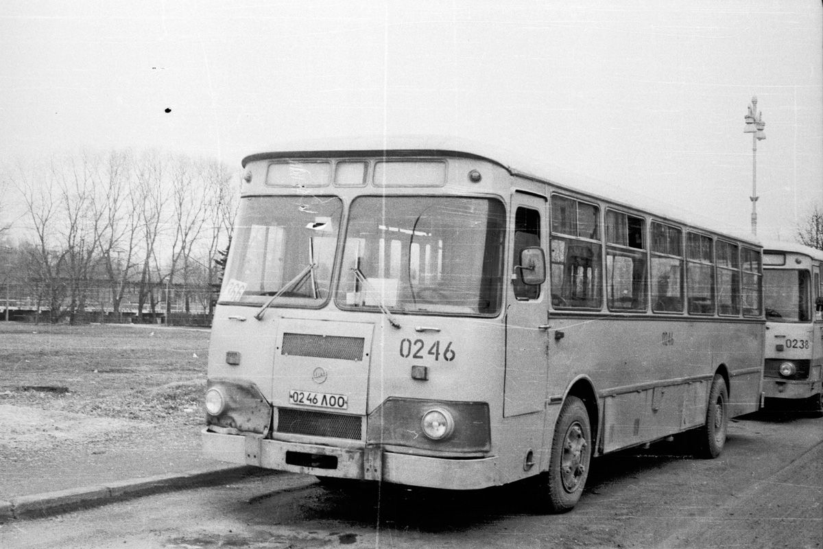 Szentpétervár, LiAZ-677G sz.: 0246