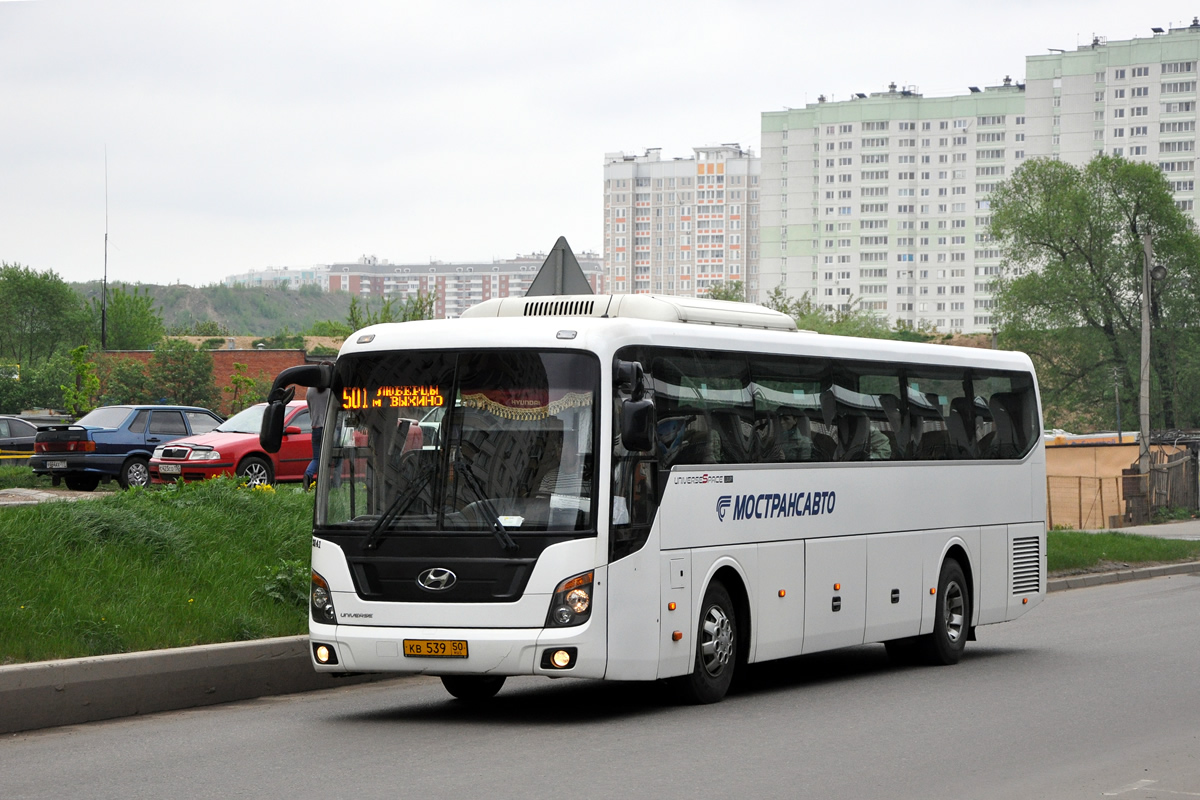 Автобус номер 135. 373 Автобус Люберцы. Автобус 501 Выхино Люберцы. Хендай Юниверс Мострансавто. 501 Автобус Люберцы.