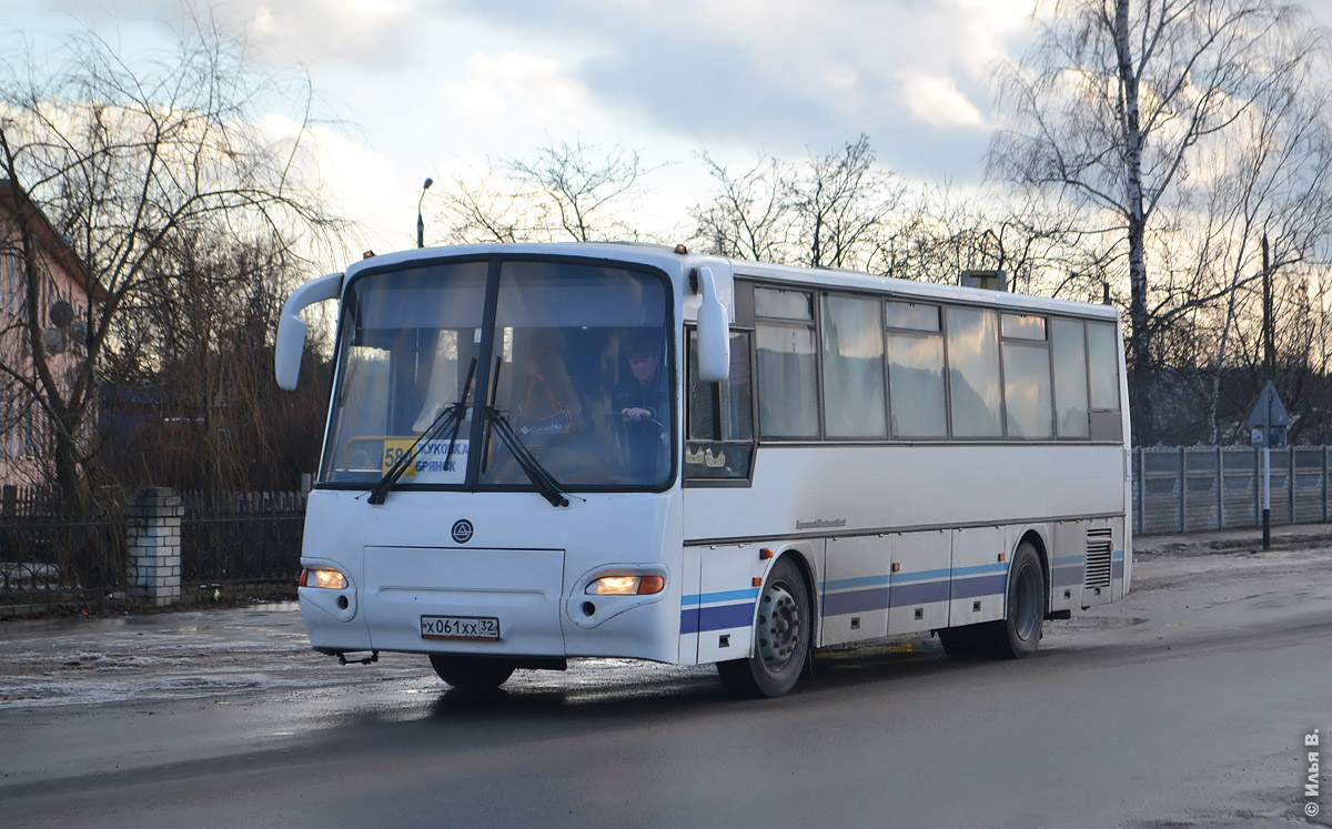 Брянская область, КАвЗ-4238-00 № Х 061 ХХ 32 — Фото — Автобусный транспорт