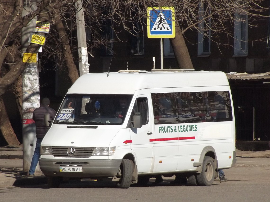 Днепропетровская область, Mercedes-Benz Sprinter W904 412D № AE 7018 AT