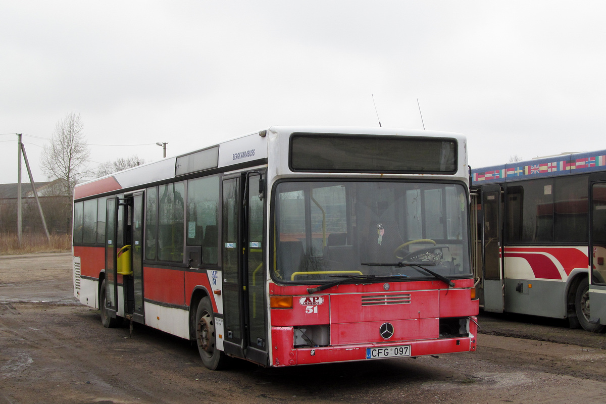 Литва, Mercedes-Benz O405N2 № 51