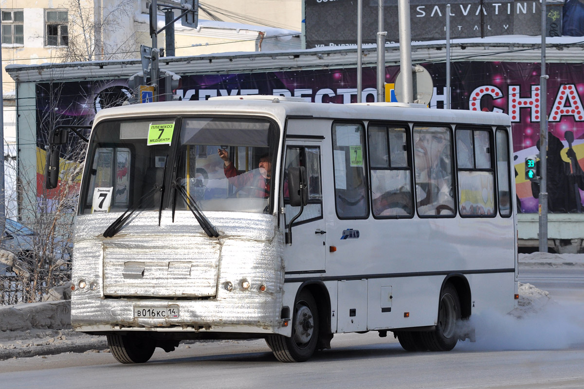 Саха (Якутия), ПАЗ-320302-08 № В 016 КС 14