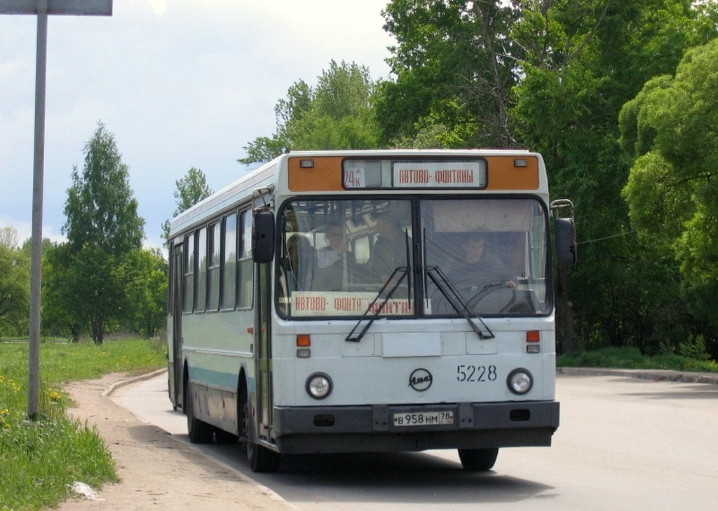 Санкт-Петербург, ЛиАЗ-5256.00-11 № 5228