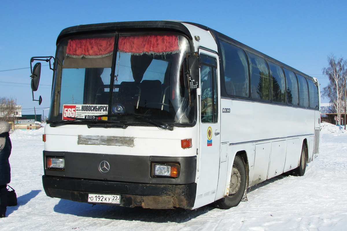 Новосибирская область, Mercedes-Benz O303-15RHS № О 192 КУ 22