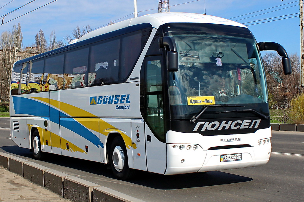 Киев, Neoplan P21 N2216SHD Tourliner SHD № AA 3329 MC