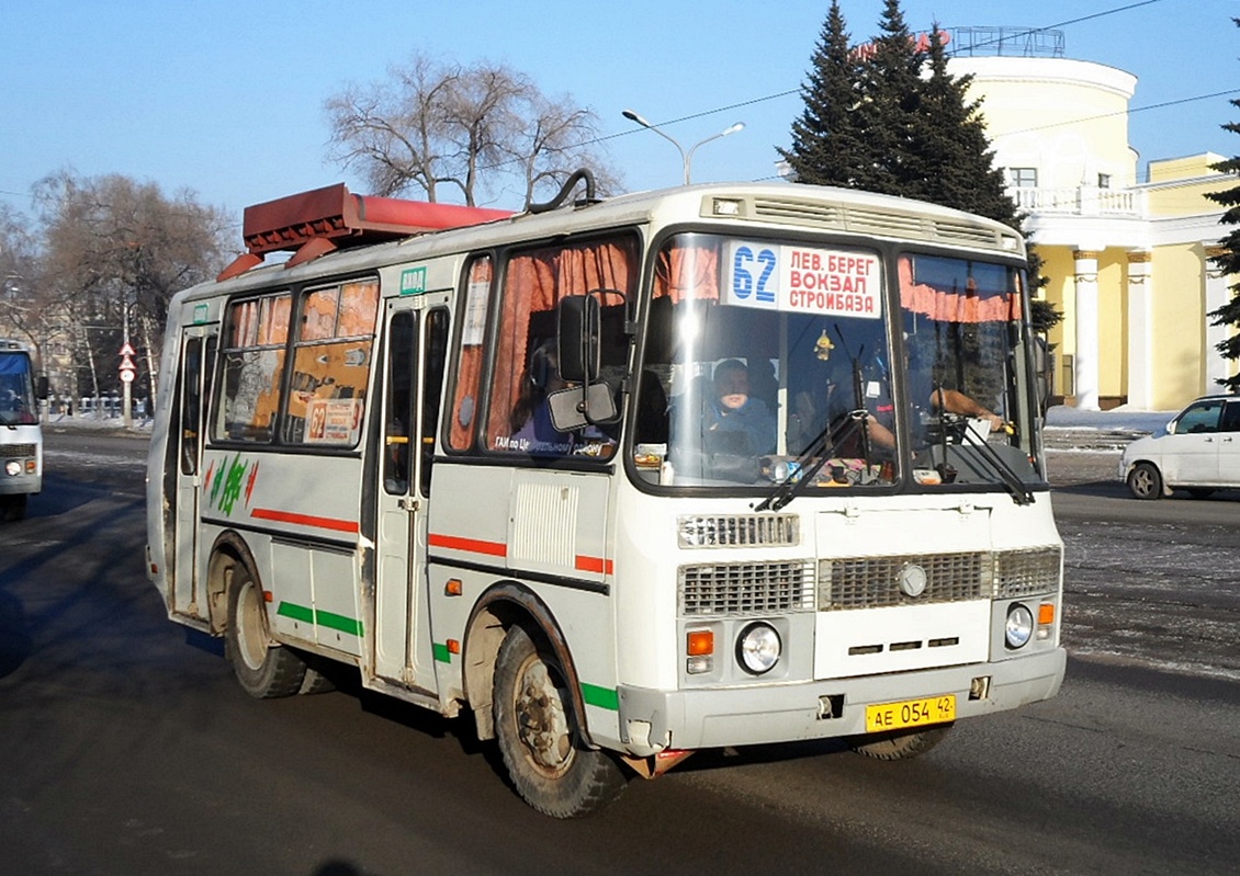 Kemerovo region - Kuzbass, PAZ-32054 Nr. АЕ 054 42