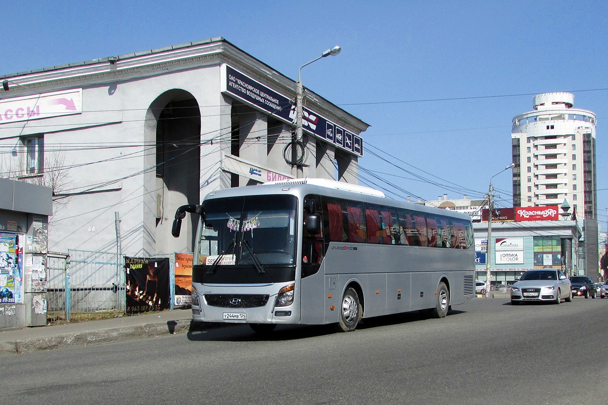 Красноярский край, Hyundai Universe Space Luxury № У 244 МВ 124