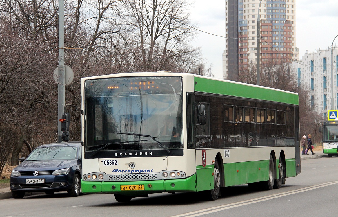 Москва, Волжанин-6270.06 