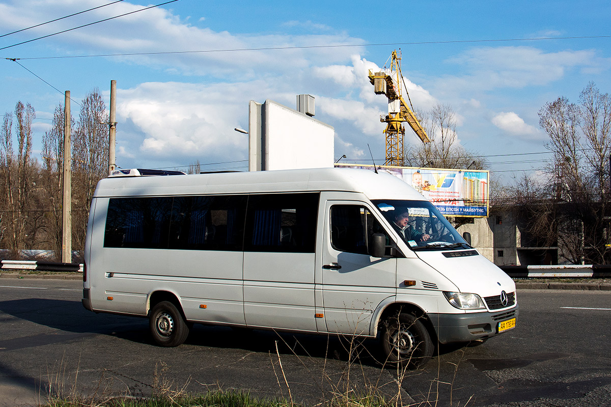 Киев, МТК А207.51 Saturn (MBS 313CDI) № AA 1783 AA