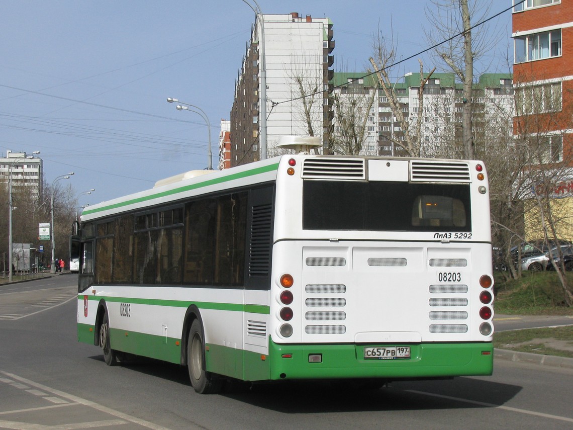 Moskva, LiAZ-5292.21 č. 08203