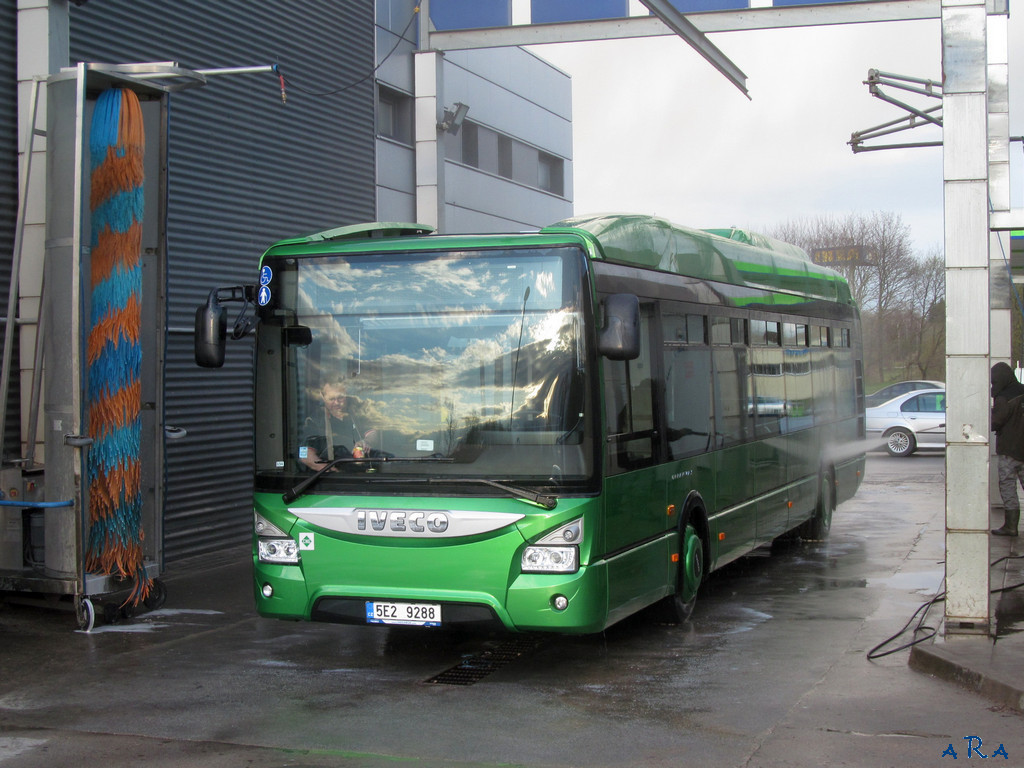 Чехия, IVECO Urbanway 12M CNG № 5E2 9288